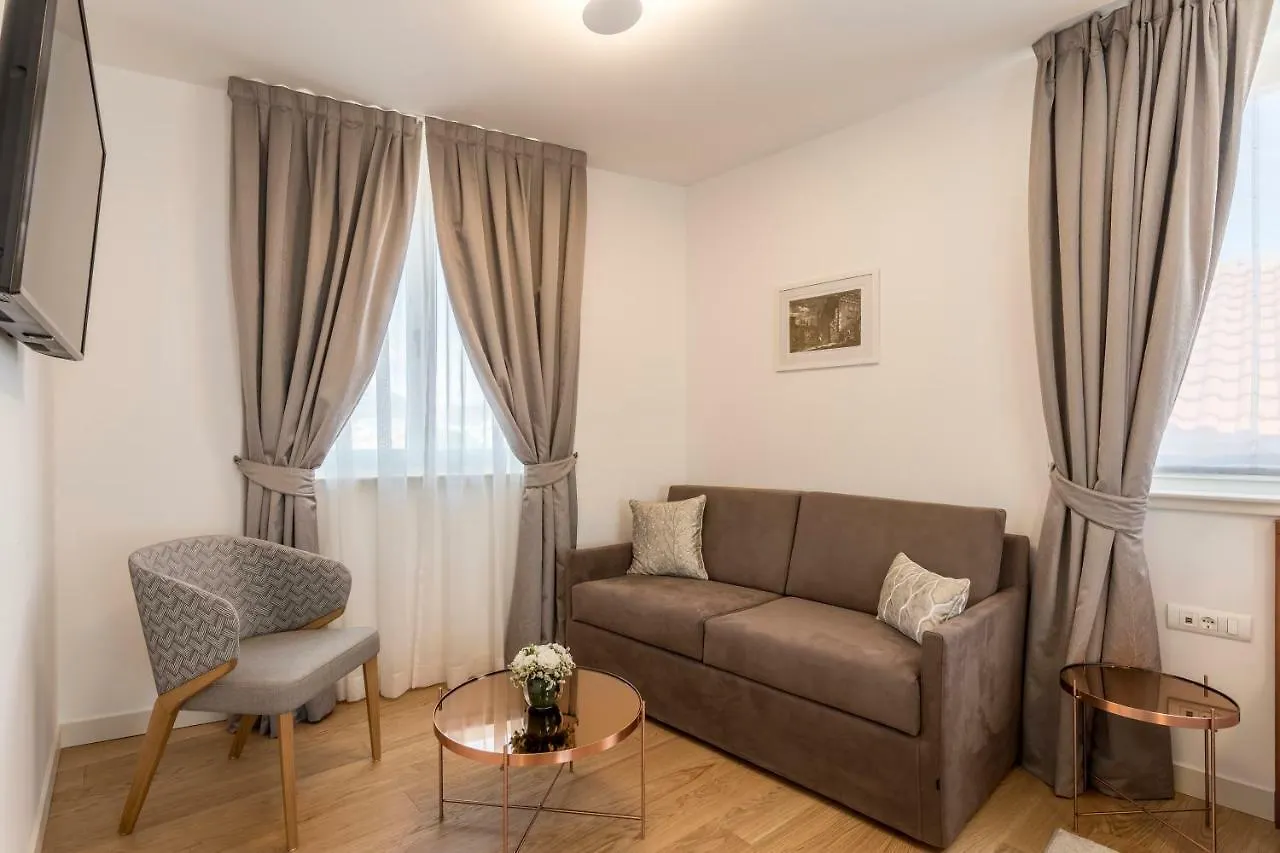 Residence Stine Split 4*,