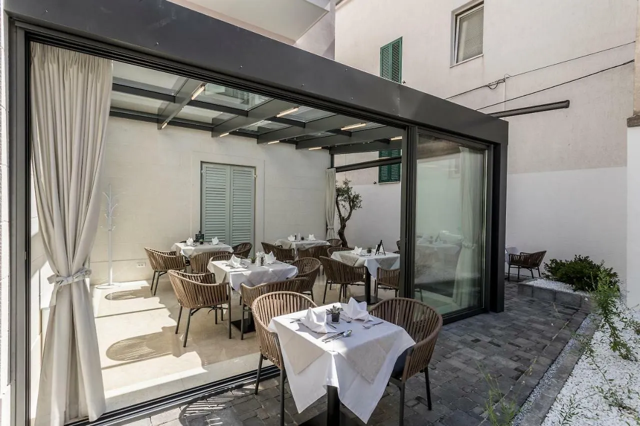 Residence Stine Split Bed & Breakfast
